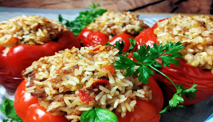 pimientos rellenos de arroz al horno según los hermanos Torres