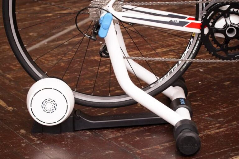 Bkool Smart Bike: Revolucionando el entrenamiento con tecnología de última generación