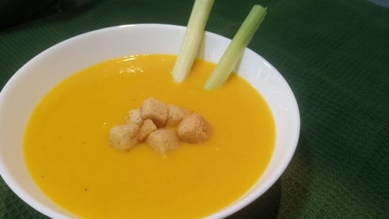 Deliciosa crema de apio y zanahoria: receta fácil Thermomix