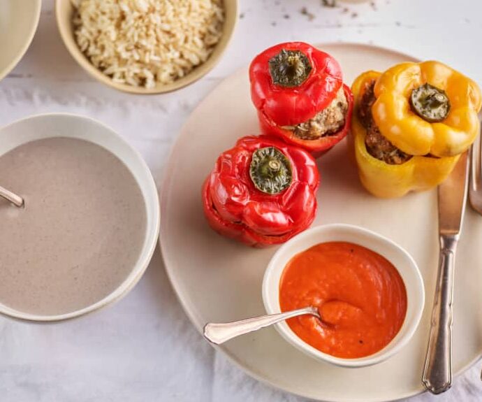Salsa cremosa para pimientos rellenos: ¡Nata y tomate en armonía!