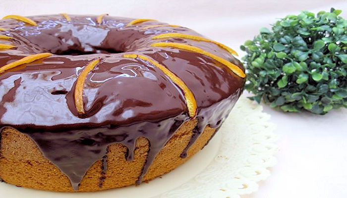 bizcocho de naranja y chocolate negro