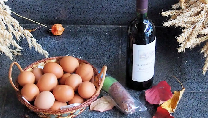 vino con huevo crudo